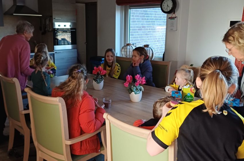  Jeugd Hemur Enge brengt de liefde